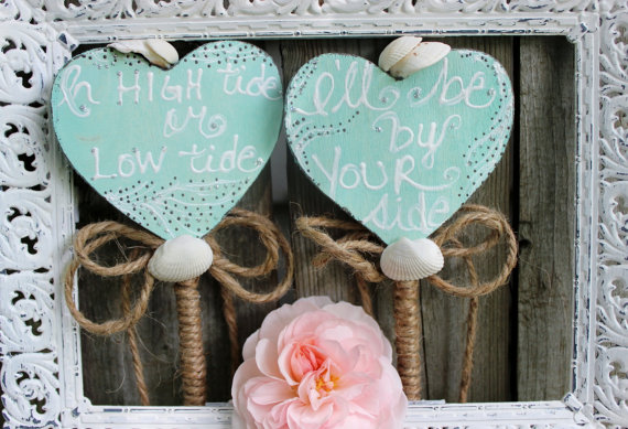 Mariage - Nautical Wedding Cake Toppers- In High Tide or Low Tide I will Be By Your Side , Hand Painted with Shells