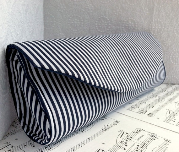 Mariage - Navy blue and white nautical clutch. Nautical wedding, navy blue clutch bag, Made to Order