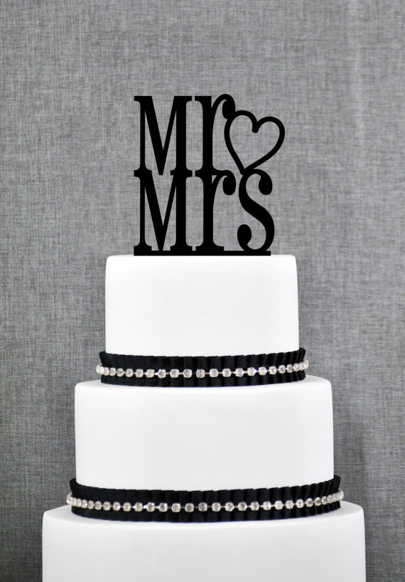 Wedding - Mr and Mrs Cake Topper with Heart Accent – Custom Wedding Cake Topper Available in 15 Colors and 6 Glitter Options