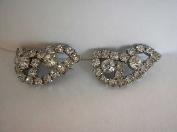 Mariage - Vintage Signed Kramer of NY Set of Two Lingerie Dress Brooches Pins Bridal Free shipping in US