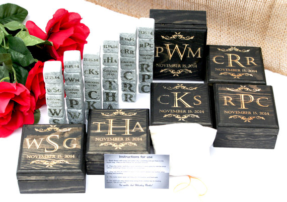 زفاف - 6 Sets  - Unique Groomsmen Gifts, 6 Engraved Whiskey Stones in a Personalized Box, The Perfect present for the Best Man or Grooms Party