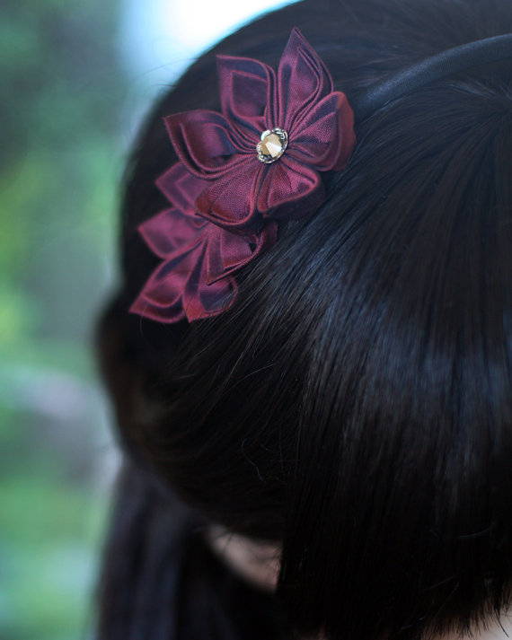Hochzeit - Raspberry pink headband, mulberry, silk hair flower, bridal hair, wedding, flowergirl, bridesmaid, tsumami kanzashi