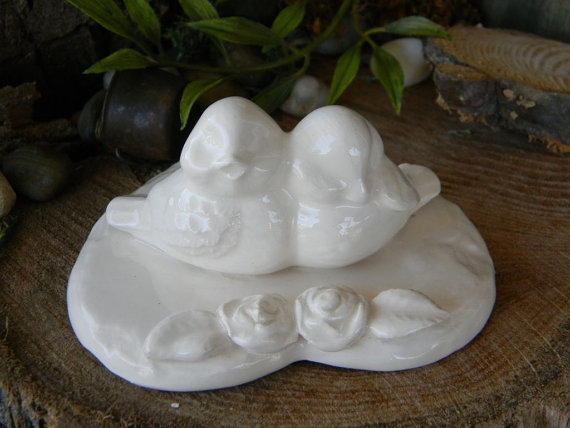 Hochzeit - Bird Wedding Cake Topper Two Lovebirds on a Heart w Roses- Ceramic White Glazed