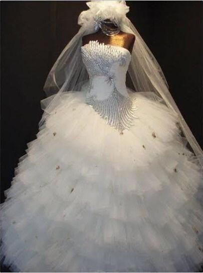 زفاف - 2015 New Luxury Beaded Crystal Strapless Ball Gown Wedding Dresses Ruffles Layers Tulle Bridal Gowns Wedding Dress Lace Up Online with $138.36/Piece on Hjklp88's Store 