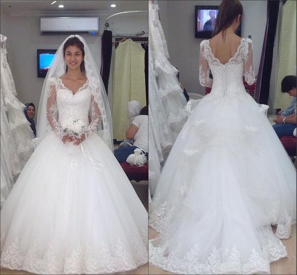 Mariage - 2015 Vintage Long Sleeve Wedding Dresses V-Neck Covered Button Back Applique Lace Sweep Train Ball Gown Bridal Gowns Custom Made Online with $124.17/Piece on Hjklp88's Store 