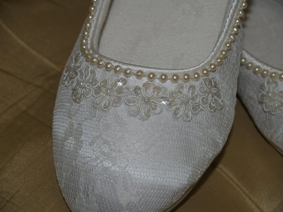 زفاف - Wedding Ivory Flats Vegan Shoes hand stitched pearls edging and appliques