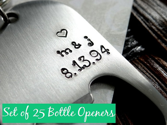 Mariage - Personalized Stainless Steel Bottle Openers.  Wedding Favors, Gifts for Groomsmen, Bridal Party, Father of the Bride/Groom.