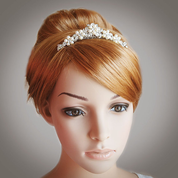 Mariage - TASHA, Victorian Style Wedding Tiara, Swarovski Crystal and Pearl Bridal Crown Tiara, Flower and Leaf Rhinestone Wedding Hair Accessories