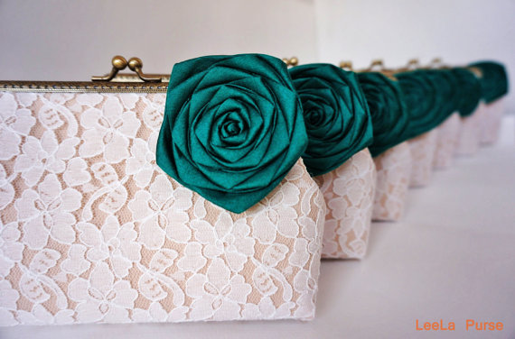 Hochzeit - Emerald green Wedding / 7 * Bridesmaid Clutches / Bridal Party / You Choose The Color Flower and Lining