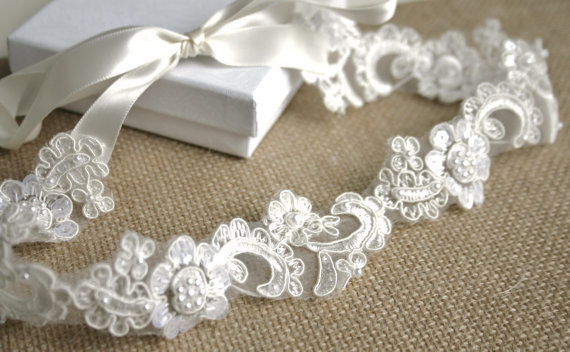 Mariage - Lace Wedding Headband Ivory - Bridal Lace Headpeice - Ivory Lace Hair Accessory -Tie On Headband