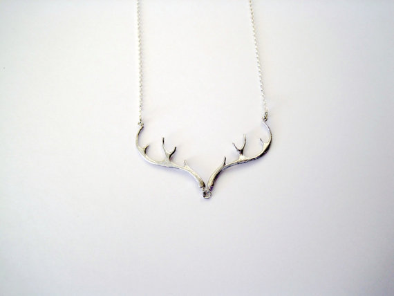 Mariage - Silver Antler Necklace Deer Antler Jewelry Silver Necklace Country Wedding Gift Country girl Bridesmaid Jewelry