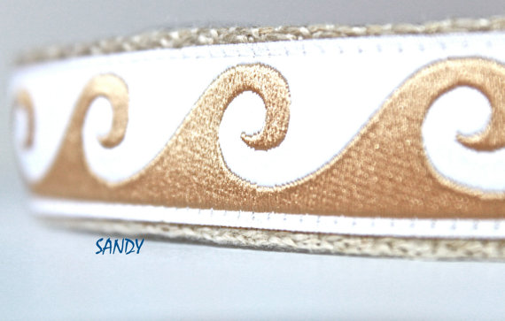 Hochzeit - Wave in Sand Dog Collar / Handmade Dog Collar / Pet Accessories / Ocean Dog Collar / Beach Dog Collar  / Sandy