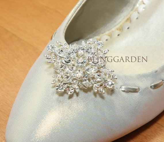 Hochzeit - A Pair Of Shoes Clip,Gold/Silver Shoes Clip,Wedding Shoes Clip,Rhinestone Shoes Clip,Wedding Crystal Shoes Clip,Bridesmiads Gidt,Shoes Decor