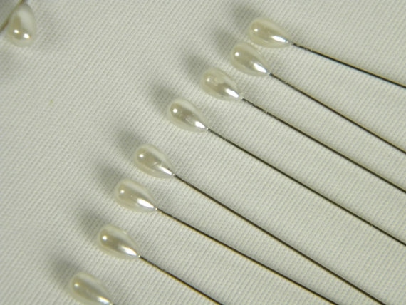 Свадьба - Pearl Pins for DIY Boutonnieres 