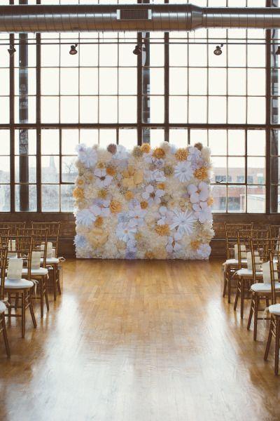 Mariage - Romantic Warehouse Wedding At Ravenswood Event Center