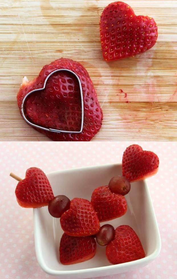 Hochzeit - 3 Healthy Strawberry Snacks For Valentine's Day