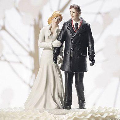 Hochzeit - Winter Wonderland Wedding Couple Figurine