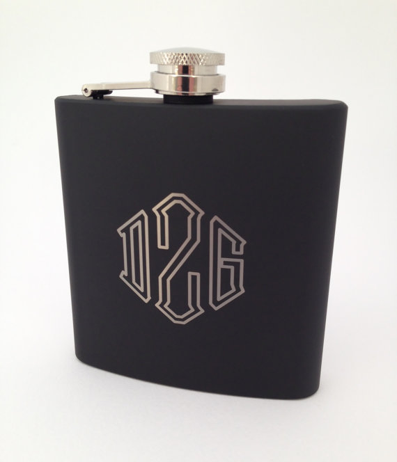 Свадьба - Groomsmen Flask Flask Black Monogram Flask Personalized Engraved Gifts for Men Under 20