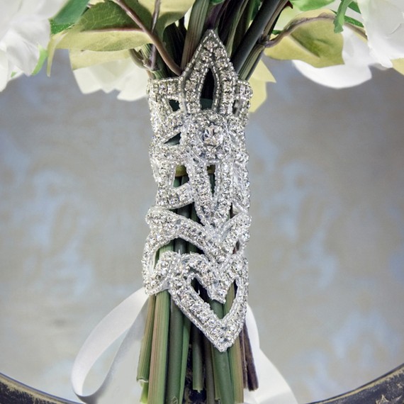 Hochzeit - GLAMOUR  Corset Style Rhinestone and Silk Bouquet Wrap