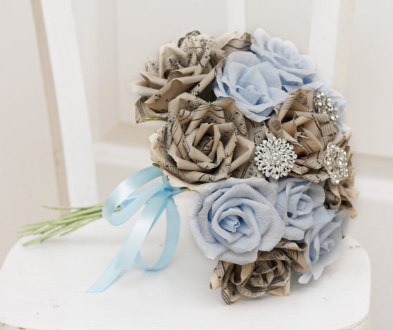 Hochzeit - brooch bouquet, wedding bouquet, bridal bouquet, bridesmaids bouquet, paper flower bouquet, music paper bouquet, alternative bouquet