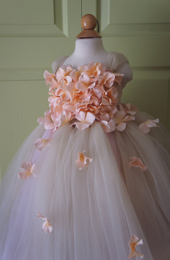 Свадьба - Flower girl dress Pink Champagne Dress, Pink Champagne tutu dress, flower top, hydrangea top, toddler tutu dress Cascading flowers