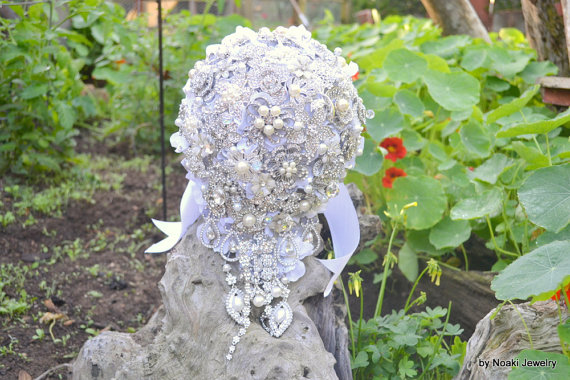 Свадьба - Deposit on cascading white brooch wedding bouquet -- made to order  brooch wedding bouquet