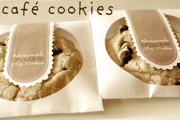 Hochzeit - Cookie Favors: DIY Chocolate Chip Cookies In CD Sleeves