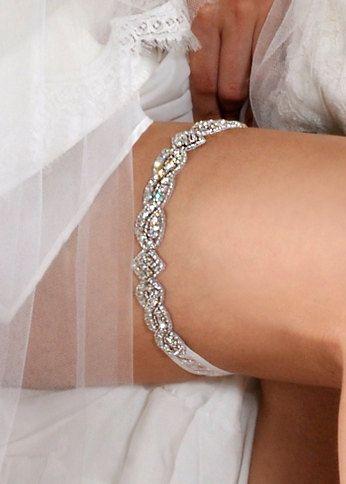 زفاف - NOW AVAILABLE IMMEDIATELY*** Bridal Garter - Wedding Garter With Crystals