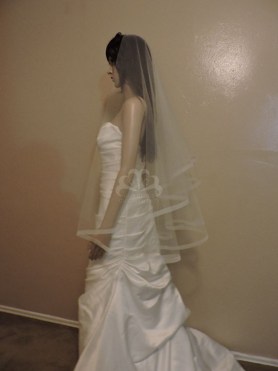 زفاف - Horsehair Trim Wedding Veil