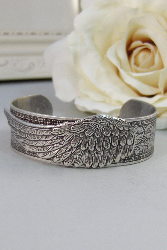 Hochzeit - Angel Wing,Bracelet,Cuff,Silver Bracelet,Cuff Bracelet,Bracelet,Silver,Angel,Wing,Wedding,Bride.Handmade Jewelry by valleygirldesigns.