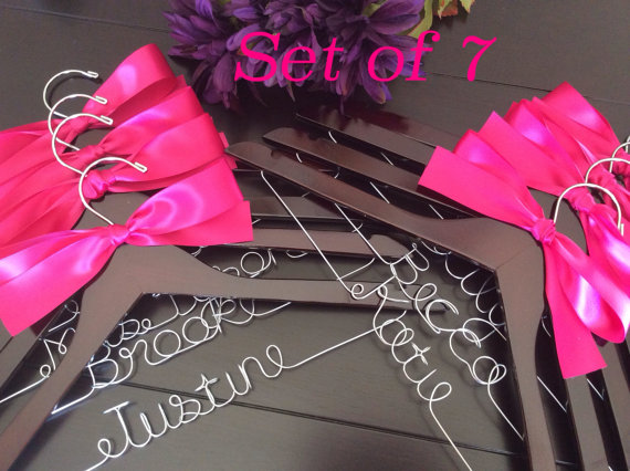 Mariage - Set of 7 Personalized Hanger,  Custom Bridal Hangers,Bridesmaids gift, Wedding hangers with names,Custom made hangers