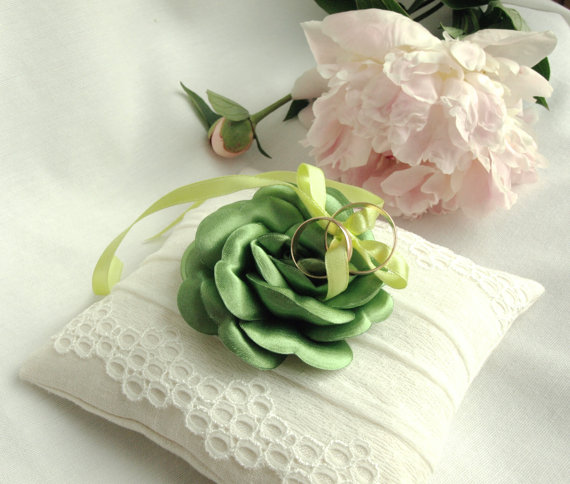 Wedding - Linen Wedding ring pillow. Ring Bearer Pillow. Ivory Lace Ring Pillow. Green Flower Accent / READY TO SHIP