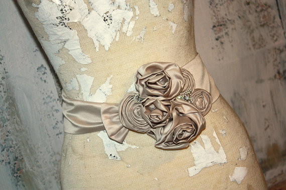 Hochzeit - Champagne sash, Fabric flower dress sash, custom bridal sash, bridal belt,  Champagne wedding sash