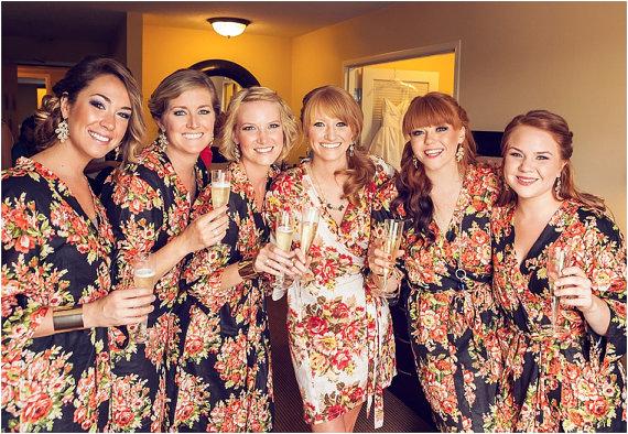 Hochzeit - Bridesmaids Robes Set of 6 Kimono Crossover Robe Spa Wrap Perfect bridesmaids gift, getting ready robes, Wedding shower party favors