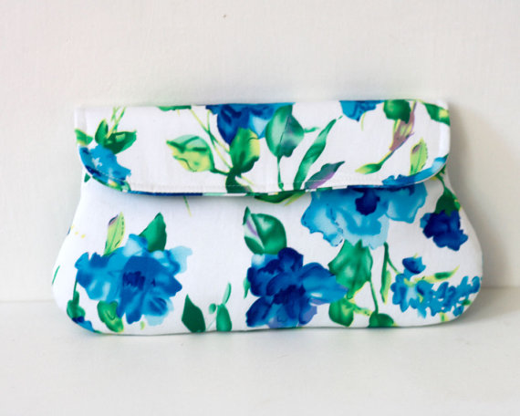 Hochzeit - Floral Blue Clutch, Bridesmaid clutch, summer wedding clutch, Blue and white clutch purse