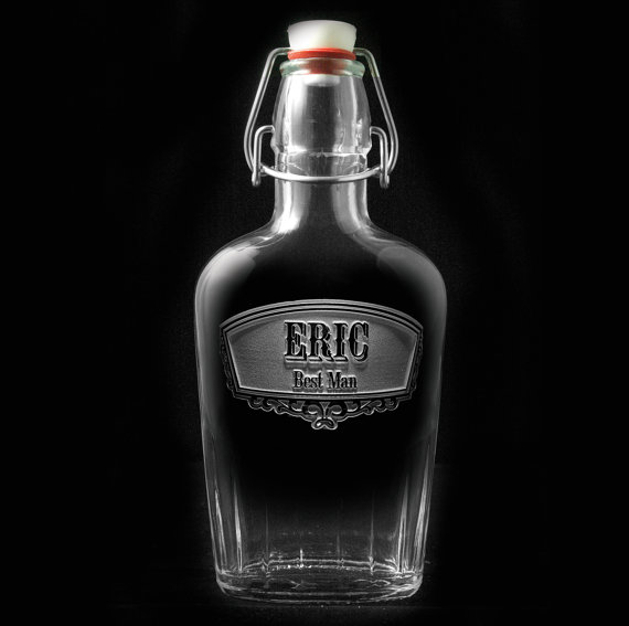 Hochzeit - Best Man Flask, Engraved Whiskey Flask Gift for Groomsmen (groomflask)