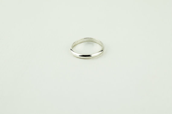 Свадьба - Simple Wedding Ring, Sterling Silver 3 MM Band, Silver Wedding Band, Unisex Wedding Ring, Hand Forged Silver Jewelry