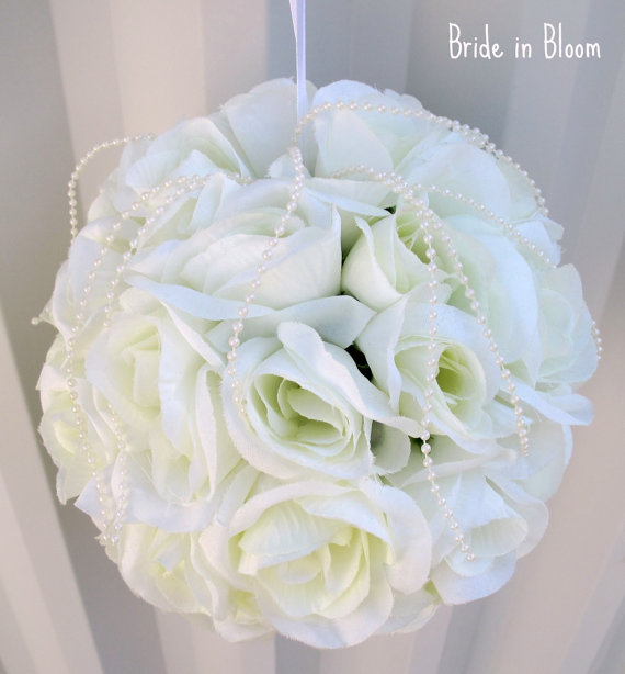 Hochzeit - Wedding Pomander Wedding flower ball Flower girl Kissing ball white ivory Wedding decorations