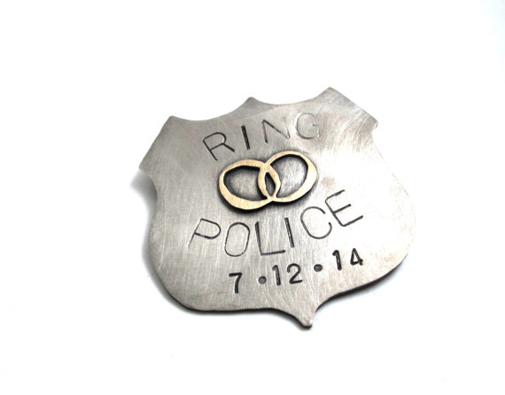 Mariage - Custom Police Badge Ring Bearer Lapel Pin - hand stamped and personalized