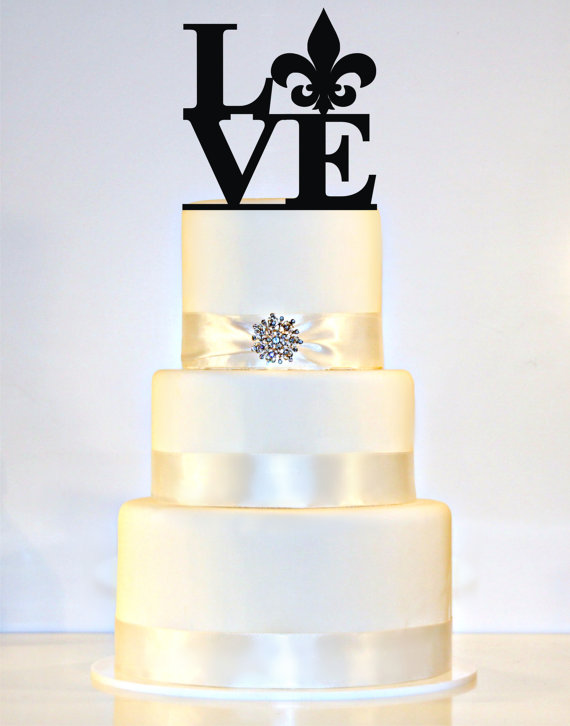 Hochzeit - LOVE Wedding Cake Topper with a Fleur de lis