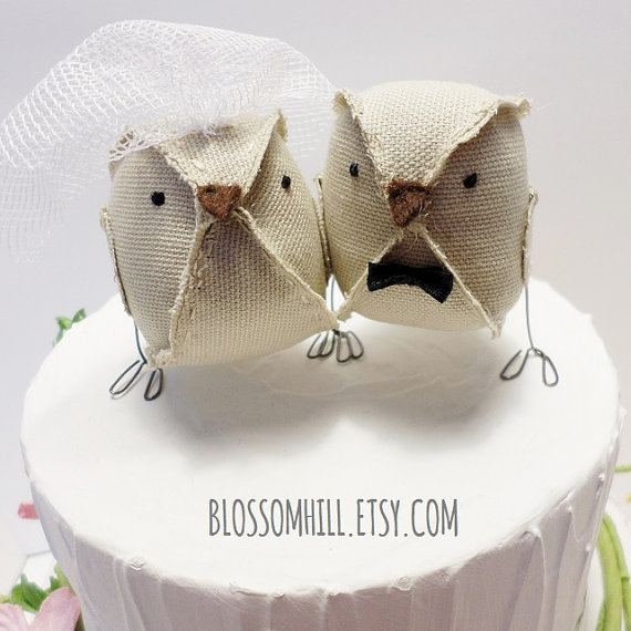 Hochzeit - RESERVED - Wedding cake topper love birds - Burlap beige cotton