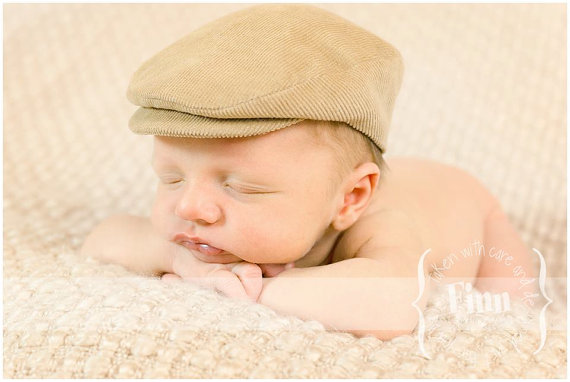 Hochzeit - Newsboy Baby Flat Cap, Newborn Infant Photo Prop, Vintage Style News Boy Hat, Derby, Skally, Skully, Golfers, Wedding, Irish Tan Corduroy
