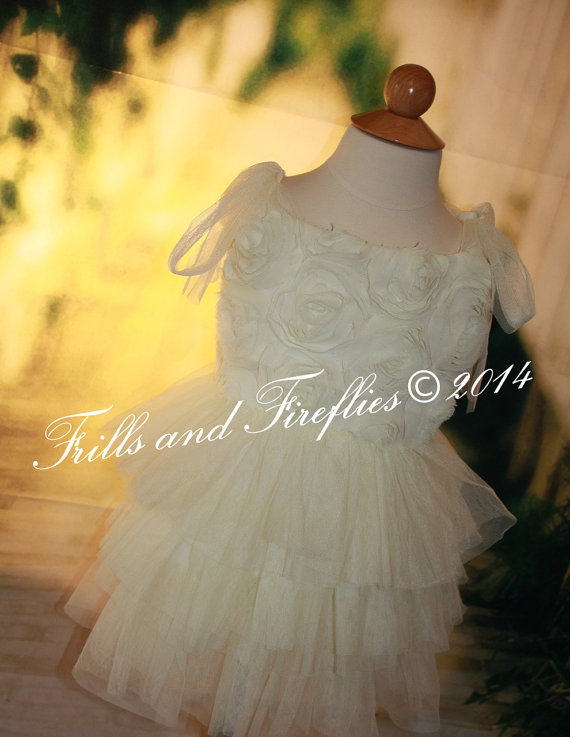 Mariage - Ivory Flower Girl Dress with Rosette Bodice & Tri-Level Chiffon Skirt... Great for Weddings, Birthday Party Sizes 2t, 3t, 4t, 5t, 6
