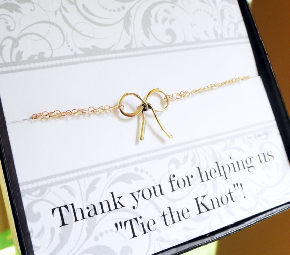 Hochzeit - Gold Bow bracelets, Bridal jewelry set, Bridesmaid gift, SET OF FIVE Bracelets, Bridesmaid thank you, Tie the Knot jewelry, tiffany inspired