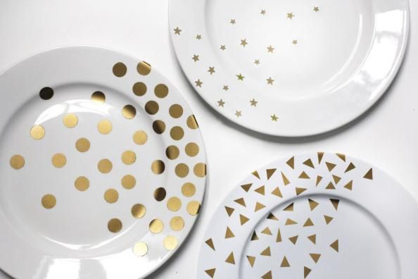 زفاف - Try This DIY: Gold-Star Plates For Your Oscar Party