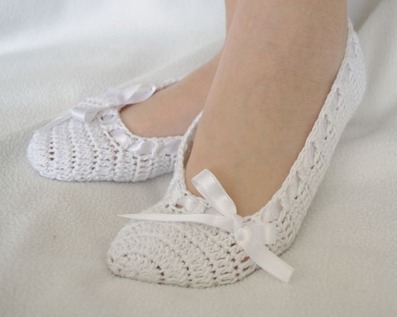 Свадьба - White bridal wedding dance slippers or comfortable home slippers