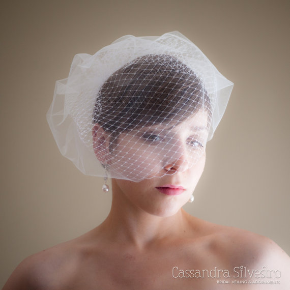 Mariage - Double Layer Birdcage Wedding  Veil (Russian netting, Bridal illusion tulle, Small veil, Bird cage veil)