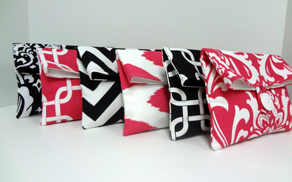 Hochzeit - Bridal Party Set of 6 Bridesmaid Clutches Hot Pink and Black Wedding Bridesmaid Gift Set