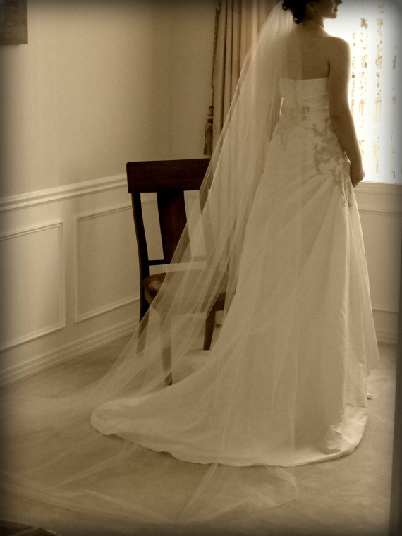 Hochzeit - Illusion Tulle Bridal Veil Single Layer,Bridal Cathedral Veil with raw Edge, Wedding hair accessories, Bridal Veil