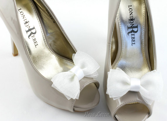 Hochzeit - White Shoe Clip, White Bow Shoe Clips, White Bow Clip Shoes, White Wedding Accessories